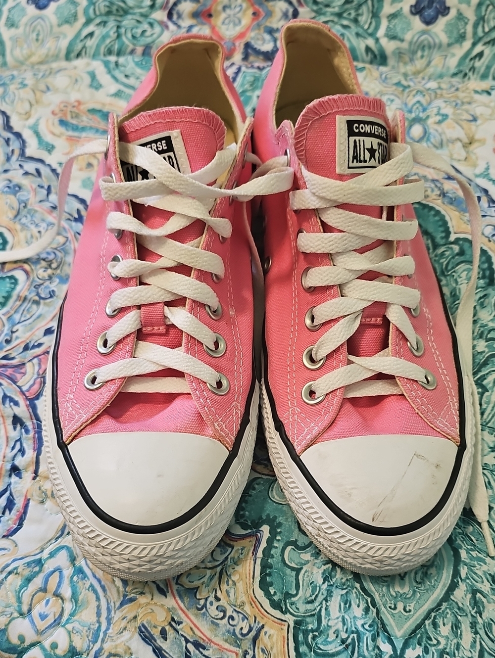 Converse Pink Low Top Canvas Sneakers with White Laces Women's 10.5